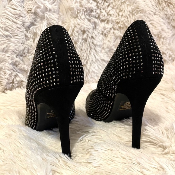 Black Rhinestone Pumps - Picture 5 of 8